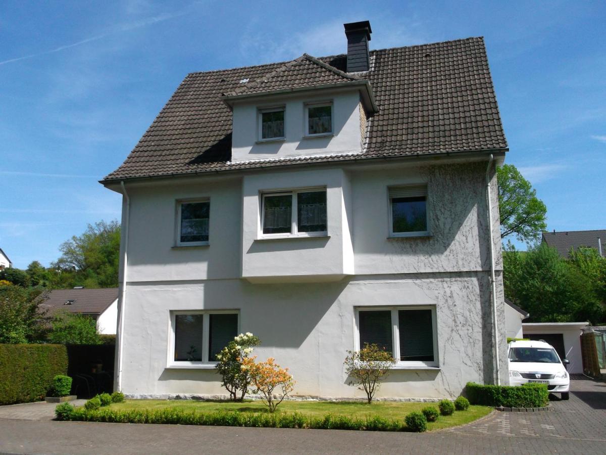 Jarkows Ferienwohnung Meschede Esterno foto